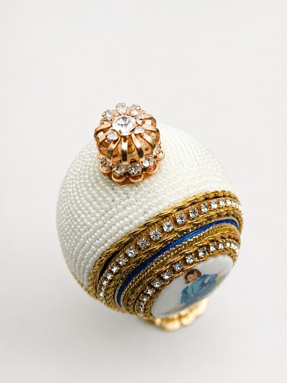 Vintage Fabergé Style Jeweled Egg Trinket Box on Stand 6" Tall White Beaded Blue - Picture 4 of 5
